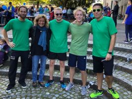 Grünes Team beim Spendenmarathon (2019)